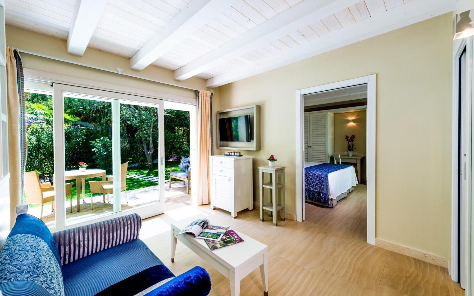 Forte Village Resort - Bouganville 산타마르게리타디풀라 외부 사진